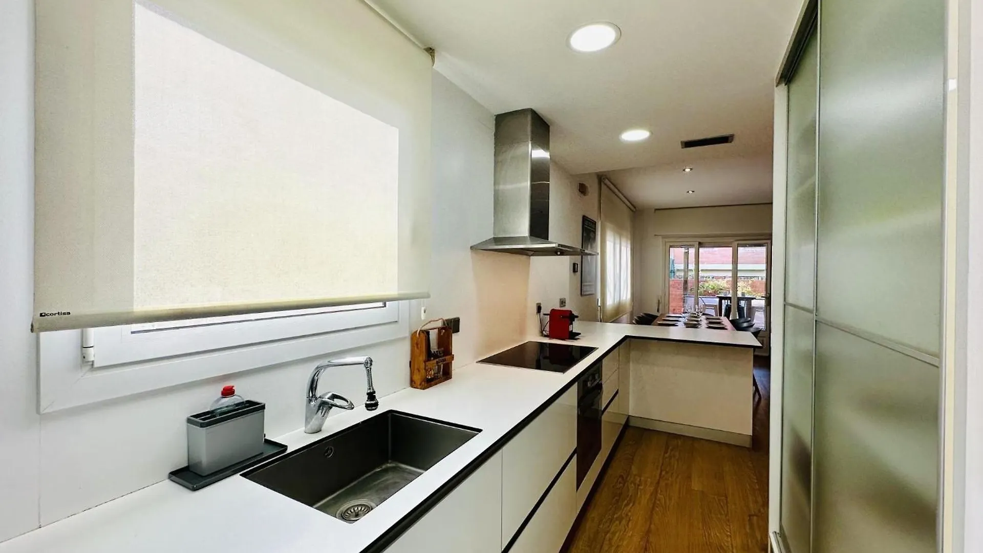 Vila Ixart Costabravasi Sant Feliu de Guíxols 0*,  Španělsko