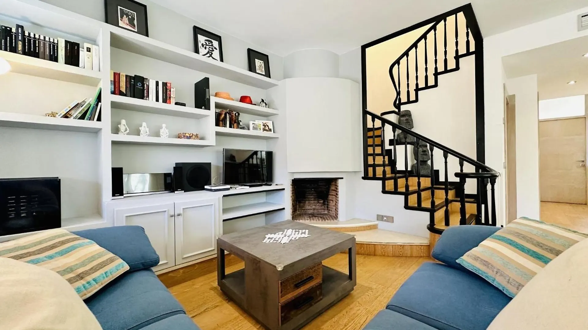 Vila Ixart Costabravasi Sant Feliu de Guíxols